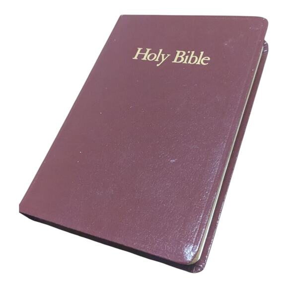 Vintage Christian Bible 1984 New King James‎ Version Holy Bible Words of Christ - Picture 1 of 5